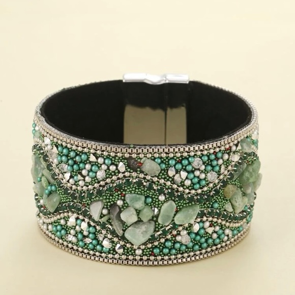 Jewelry - BRACELET NWOT